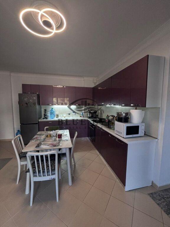 Apartment 2+1 for sale in Shkëmbi i Kavajës, Durrës, 81 m²