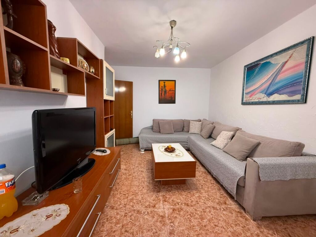 Appartamento 2+1 in affitto a Spitali QSUT, Tirana, 90 m²