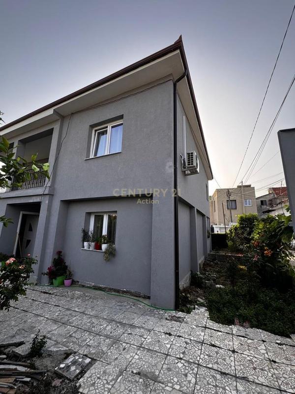 Villa 2+1 in vendita a Institut, Kamza, 500 m²