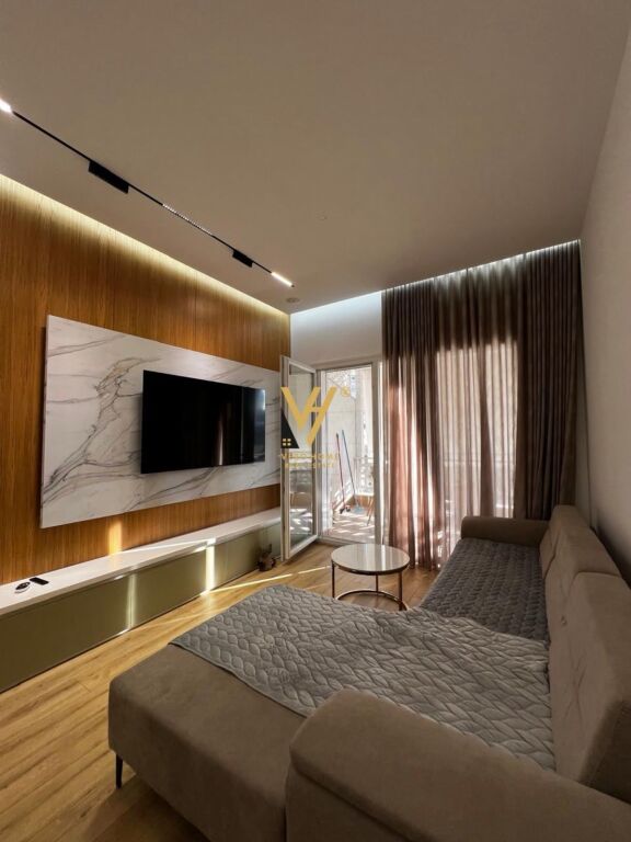 Apartament 2+1 me qera në Kopshti Botanik i Tiranës, Tiranë, 110 m². Foto 1 nga 3