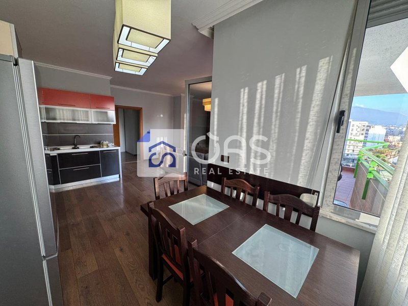 Appartamento 2+1 in affitto a Rruga e Dibrës, Tirana, 105 m²