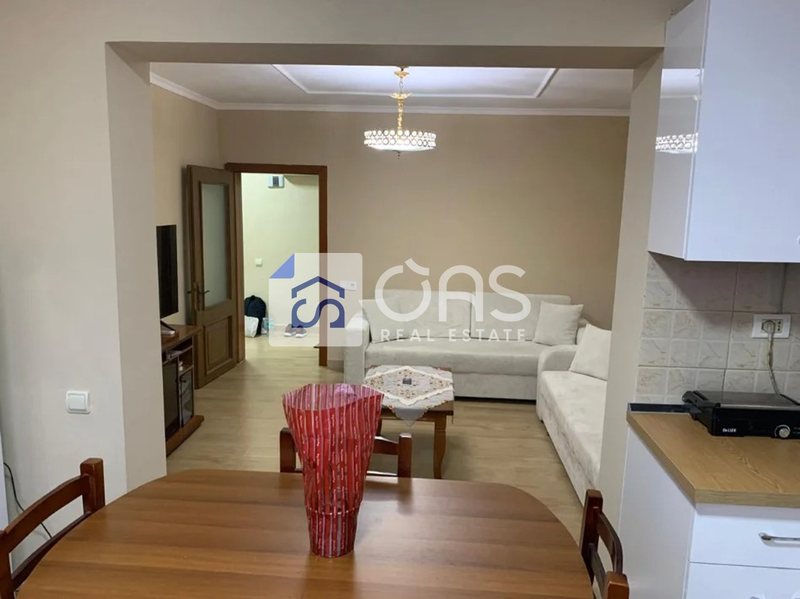 Appartamento 1+1 in affitto a Xhamlliku, Tirana, 69 m²