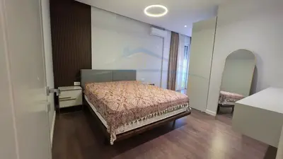 Apartament 2+1 në shitje në Liqeni i Thatë, Tiranë, 86 m². Foto 2 nga 5