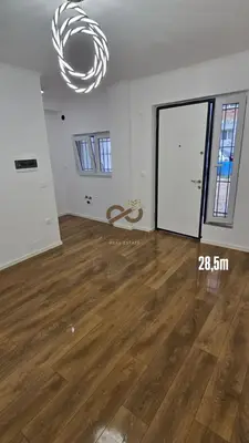 Studio for sale in Komuna e Parisit, Tirana, 28 m². Photo 2 of 3