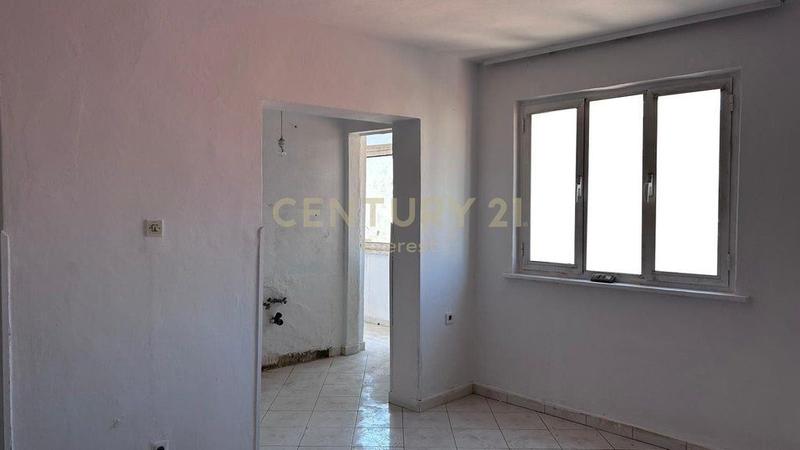 Appartamento 2+1 in vendita a Rruga Mihal Grameno, Tirana, 66 m²