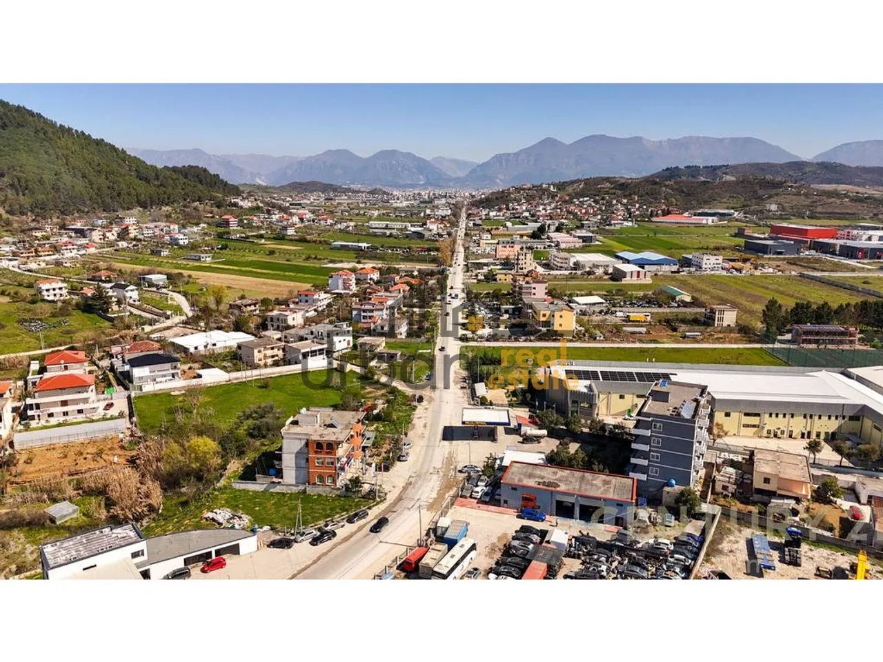Tokë në shitje në Vaqarr, Tiranë, 500 m². Foto 1 nga 1