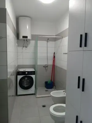 Apartament 2+1 me qera në Rruga Dush Strati, Vlorë, 90 m². Foto 7 nga 8