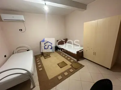 Apartament me qera në Bulevardi i Ri, Tiranë, 40 m². Foto 2 nga 3