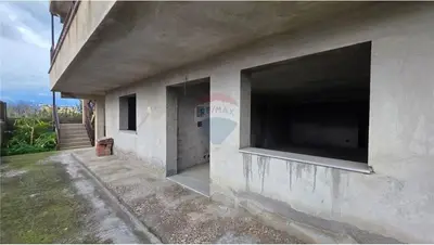 Apartment 2+1 for sale in Rruga e re, Vlorë, 407 m². Photo 7 of 9