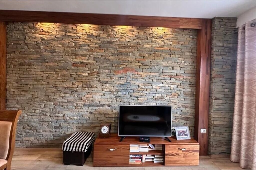 Apartment for sale in Fresku, Tirana, 123 m². Photo 2 of 3