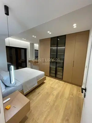 Apartament 3+1 me qera në Kodra e Diellit, Tiranë, 106 m². Foto 6 nga 12