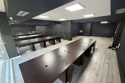 Zyrë me qera në Rruga Sami Frashëri, Tiranë, 173 m². Foto 7 nga 8