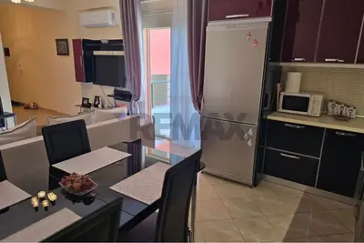 Apartament 1+1 me qera në Rruga Misto Mele, Vlorë, 110 m². Foto 6 nga 9