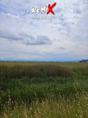 Tokë në shitje në Sektori Rinia, Durrës, 10 000 m². Foto 1 nga 3
