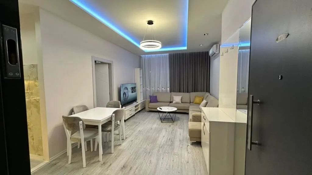 Appartamento 1+1 in affitto a Rruga Riza Cerova, Tirana, 55 m². Foto 1 di 7
