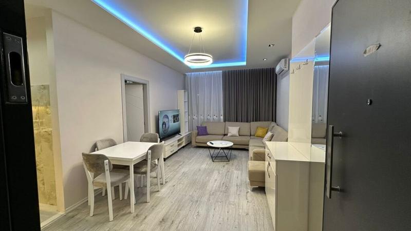 Apartament 1+1 me qera në Rruga Riza Cerova, Tiranë, 55 m²