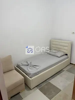 Apartament 2+1 me qera në 5 Maj, Tiranë, 95 m². Foto 2 nga 8
