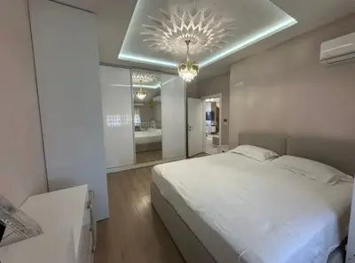 Apartament 2+1 me qera në Xhamlliku, Tiranë, 120 m². Foto 5 nga 7