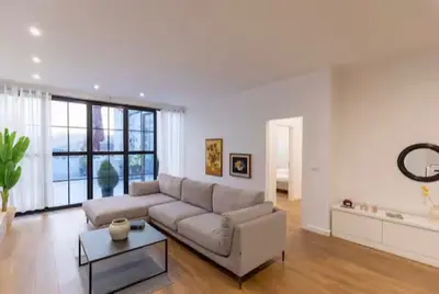 Penthouse me qera në Ish Rajoni i Policisë, Durrës, 200 m². Foto 6 nga 12