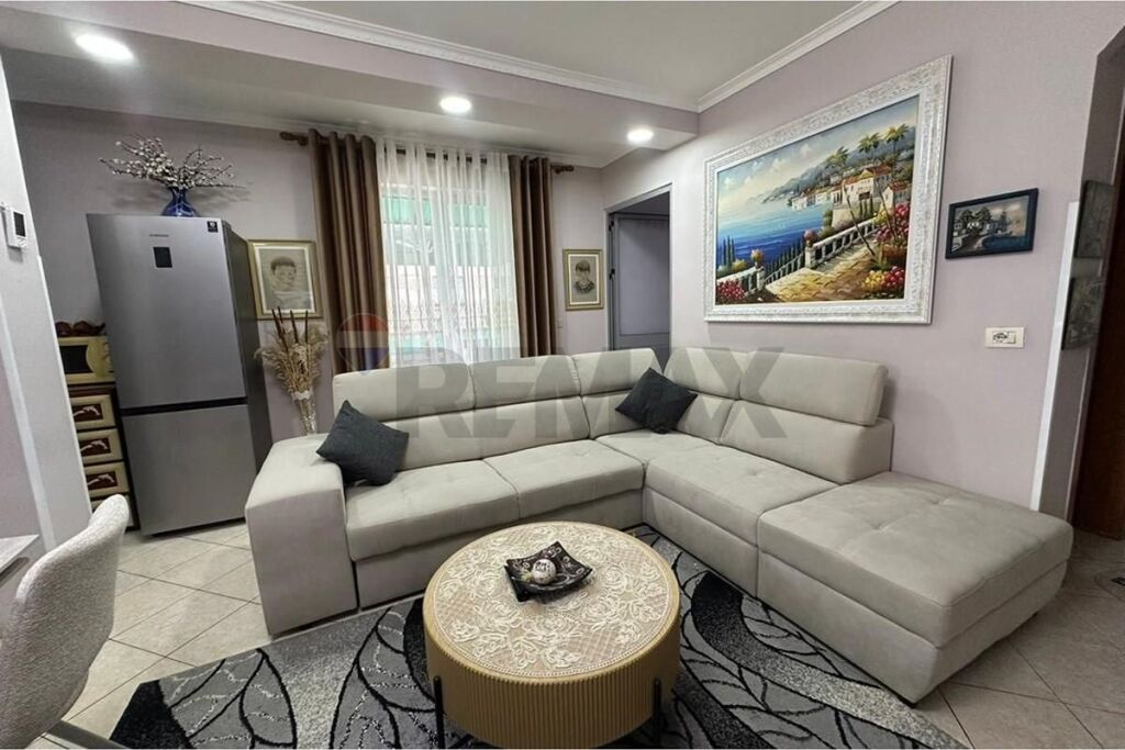 Apartment for sale in Fresk, Tirana, 143 m². Photo 1 of 3