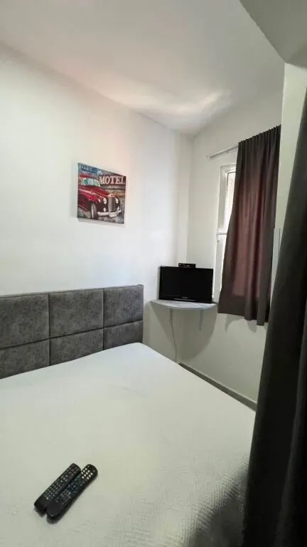 Apartament 1+1 me qera në Brryli, Tiranë, 43 m². Foto 1 nga 7