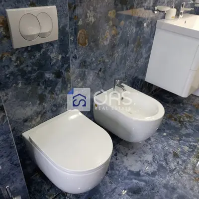 Apartament 1+1 me qera në Blloku, Tiranë, 70 m². Foto 10 nga 10