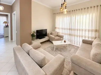 Apartment 2+1 for rent in Kodra e Diellit, Tirana, 95 m². Photo 1 of 7