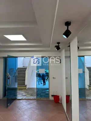 Dyqan me qera në Brryli, Tiranë, 35 m². Foto 4 nga 4