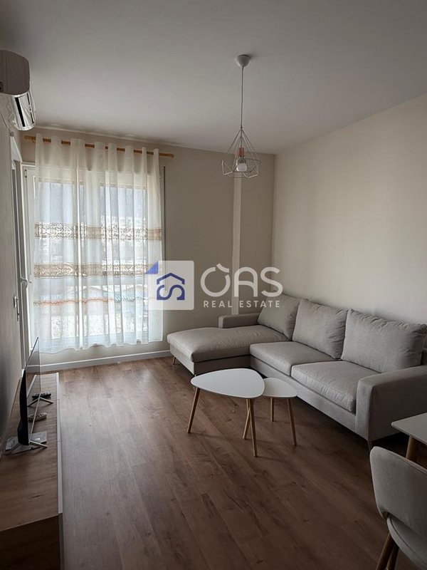 Appartamento 1+1 in affitto a 5 maj, Tirana, 70 m²