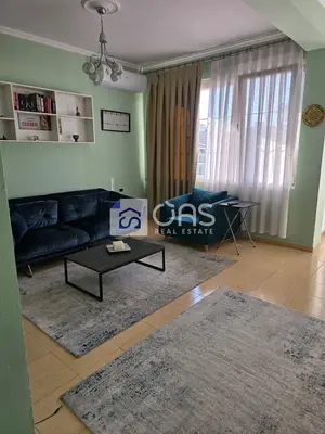 Apartament 2+1 me qera në Rruga Petro Nini Luarasi, Tiranë, 100 m². Foto 1 nga 12