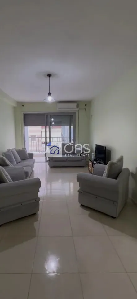 Apartament 1+1 me qera në Komuna e Parisit, Tiranë, 78 m². Foto 1 nga 6