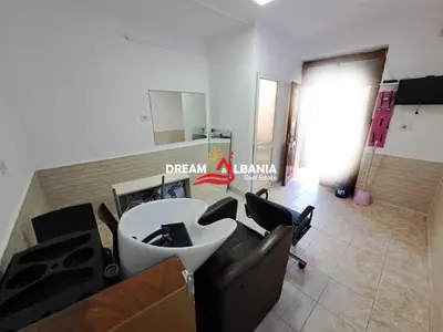 Negozio in affitto a Rruga Asim Vokshi perballe Harry Fultz, Tirana, 14 m². Foto 2 di 2