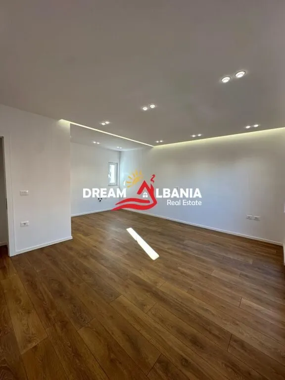 Apartament 2+1 në shitje në Rruga Haxhi Hysen Dalliu, Tiranë, 75 m². Foto 1 nga 5