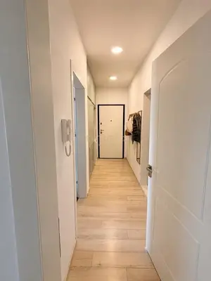 Appartamento 1+1 in affitto a Rruga Komuna e Parisit, Tirana, 75 m². Foto 7 di 12