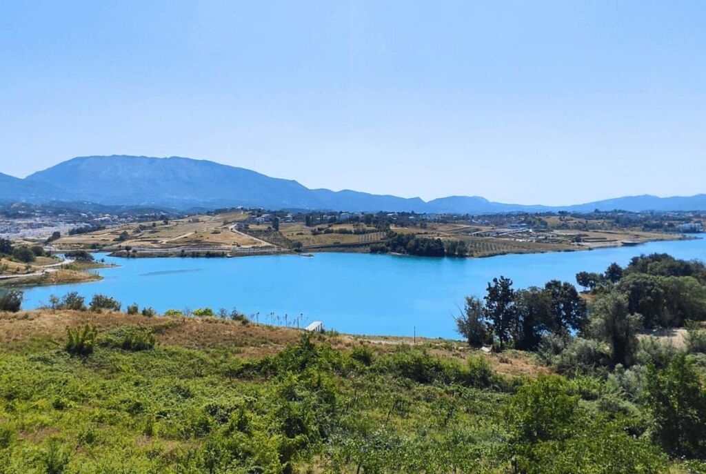 Villa in vendita a Liqeni i Farkes, Tirana, 550 m²