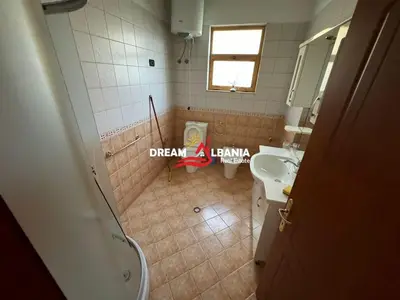 Villa in affitto a Ndroq, Tirana, 1.000 m². Foto 4 di 12