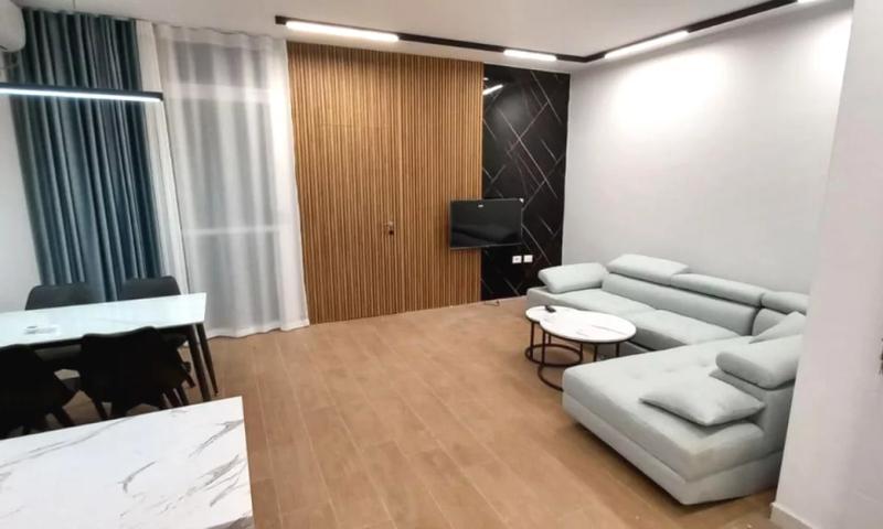 Appartamento 2+1 in affitto a Restaurant Fresku, Tirana, 75 m²