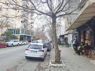 Shop for sale in Lagja nr.12, Durrës, 63 m². Photo 5 of 6