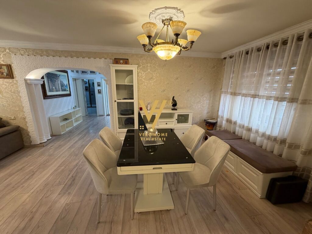 Apartament 2+1 në shitje në Stadiumi Dinamo, Tiranë, 130 m². Foto 2 nga 3