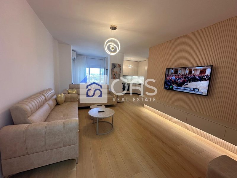 Appartamento 2+1 in affitto a Rruga e Elbasanit, Tirana, 110 m²
