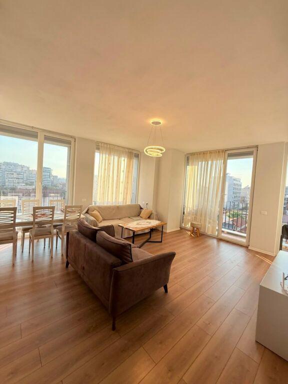 Apartament 2+1 në shitje në Shkolla e Kuqe, Tiranë, 129 m²