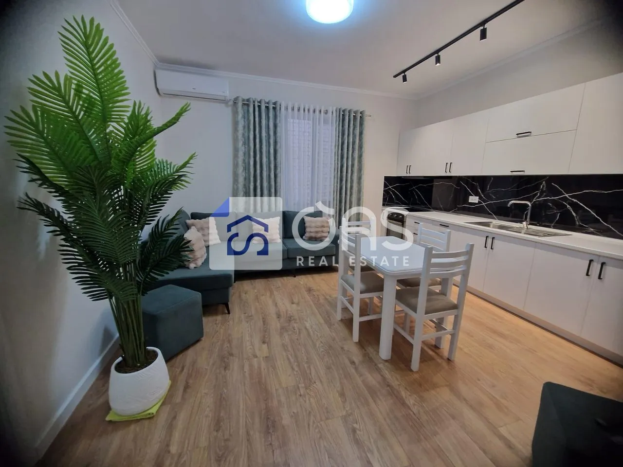 House 2+1 for rent in Vasil Shanto, Tirana, 100 m². Photo 1 of 9