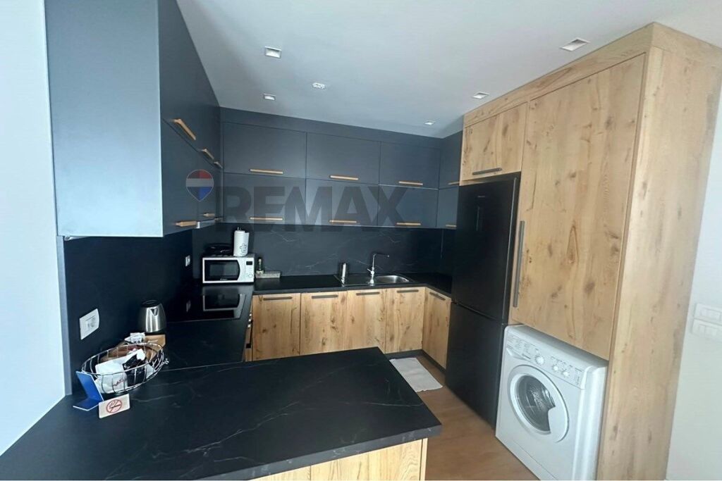 Appartamento in vendita a Sheshi Skënderbej, Tirana, 190 m². Foto 3 di 3