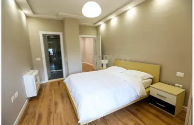 Apartament 2+1 me qera në Pazari i Ri, Tiranë, 117 m². Foto 5 nga 11
