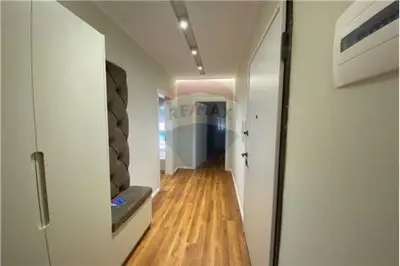 Apartament 1+1 me qera në Green City, Tiranë, 70 m². Foto 1 nga 5