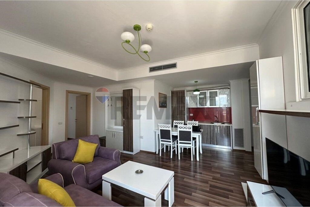 Appartamento in vendita a Farkë, Tirana, 94 m². Foto 1 di 3