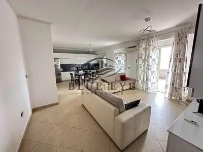 Apartment 3+1 for sale in Ujësjellës Kanalizime, Durrës, 140 m². Photo 6 of 8