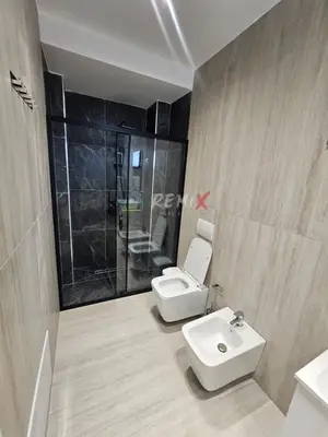 Apartament 1+1 me qera në Rruga Vellazerimi, Durrës, 60 m². Foto 6 nga 12