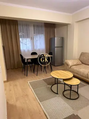 Apartament 1+1 me qera në Qendra Tregtare Blue Star, Durrës, 60 m². Foto 1 nga 8