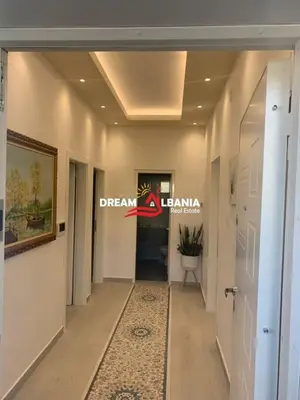 Villa for sale in Yrshek, Tirana, 375 m². Photo 5 of 9